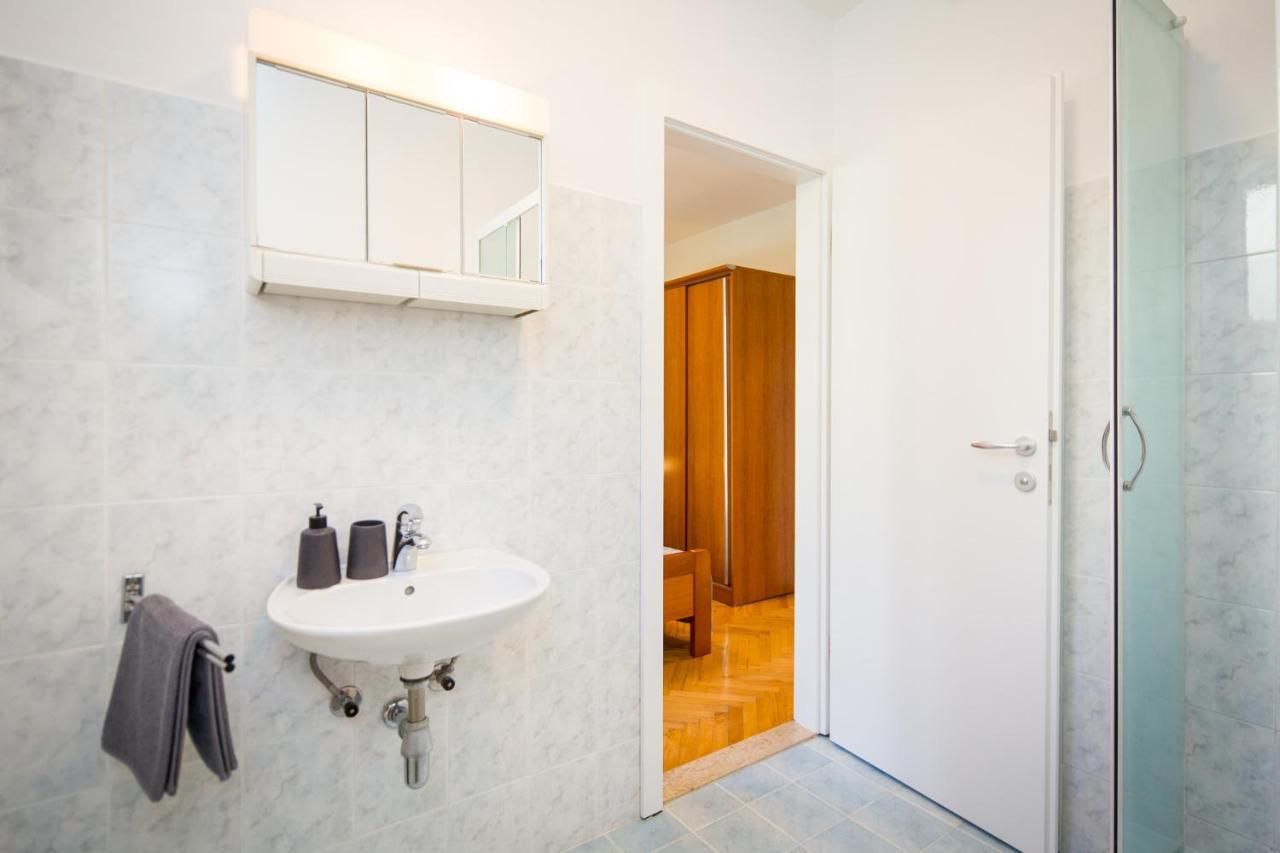 Rooms Villa Maria Ровінь Екстер'єр фото