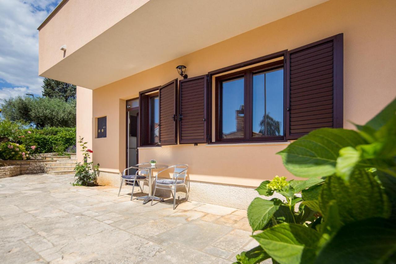 Rooms Villa Maria Ровінь Екстер'єр фото