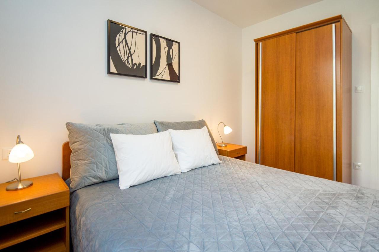 Rooms Villa Maria Ровінь Екстер'єр фото
