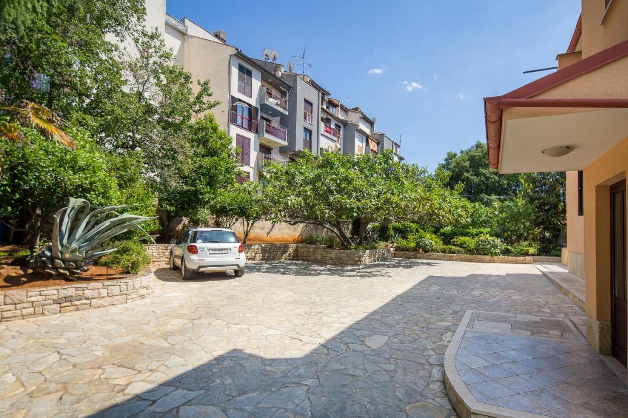 Rooms Villa Maria Ровінь Екстер'єр фото