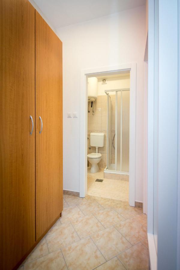 Rooms Villa Maria Ровінь Екстер'єр фото