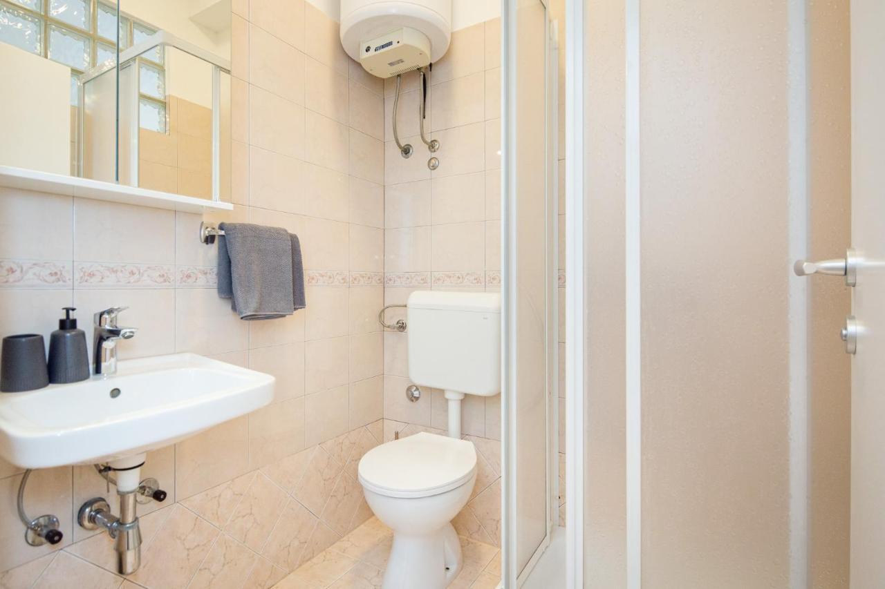 Rooms Villa Maria Ровінь Екстер'єр фото
